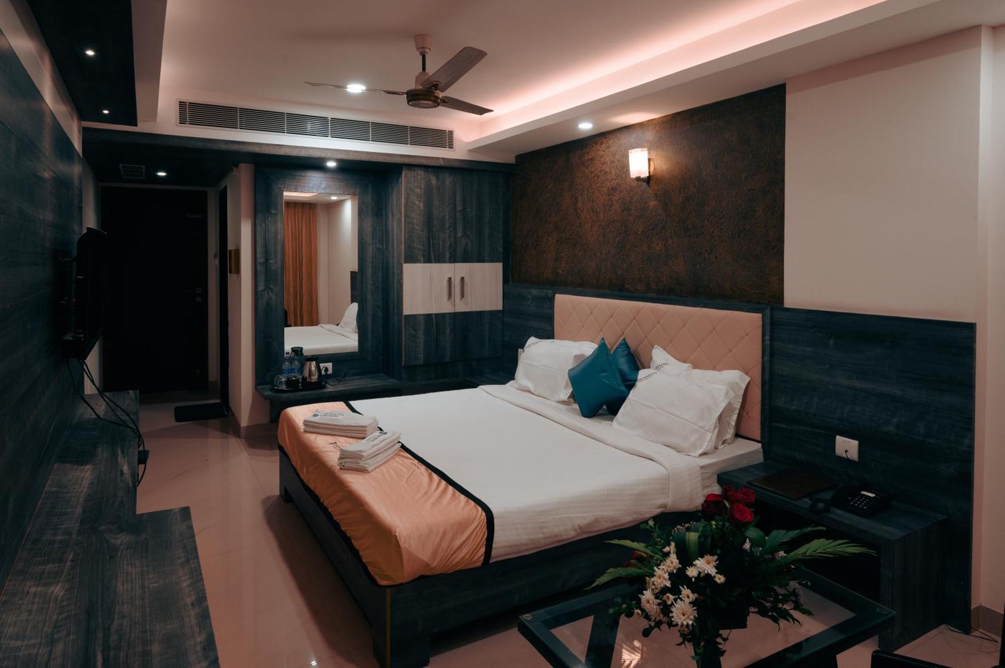 Hotel Samudyatha Inn And Suites Кундапур Екстериор снимка